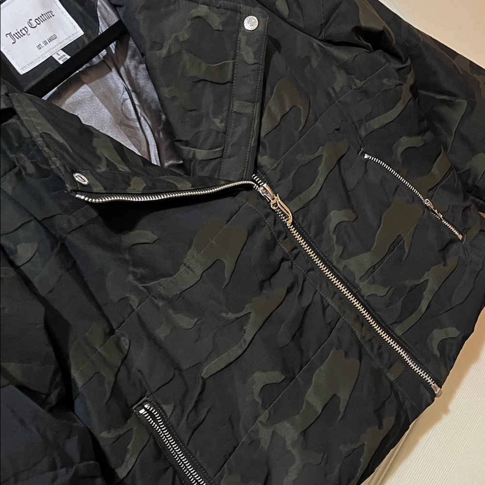 Juicy Couture Camo Puff Jacket S - Picture 4 of 7